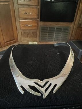 Sleek Vintage Sterling Silver Mexican Statement Collar Necklace